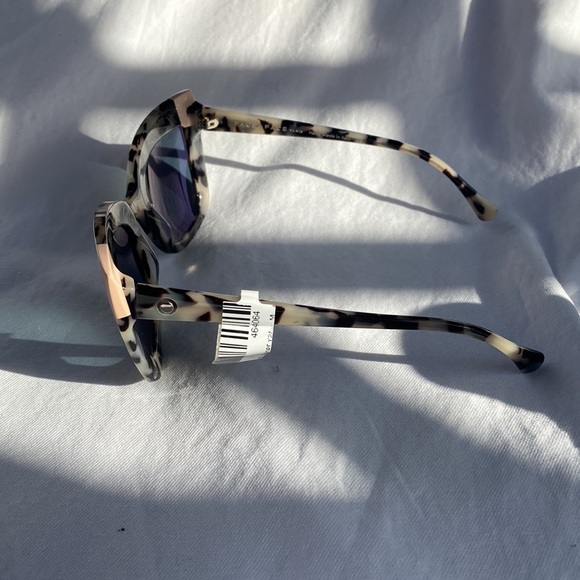 Face A Face Sunglasses - Picture 2 of 4